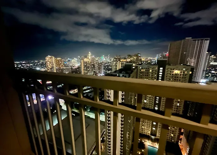 With Balcony, Tv Netflix Near Shaw Mrt Station